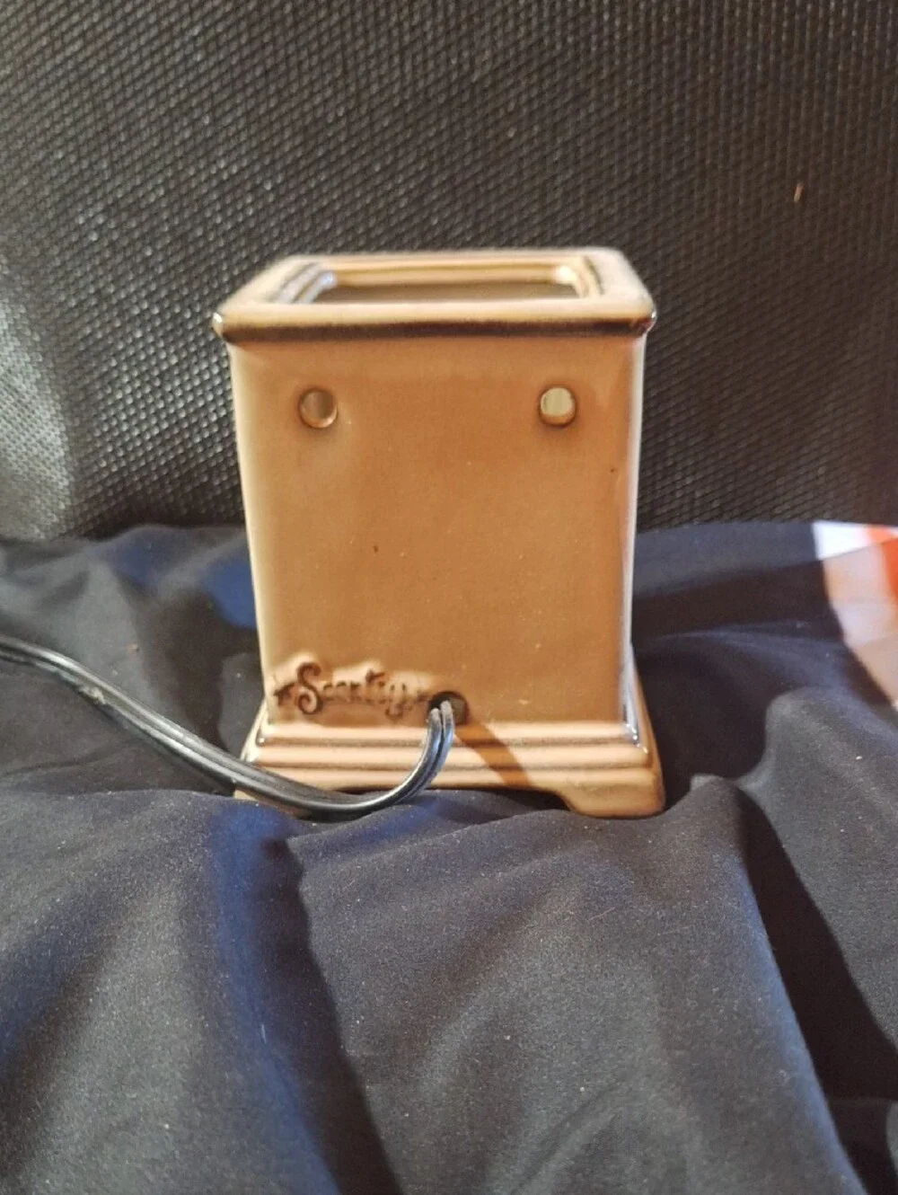 Scentsy Brown Ceramic Accent Warmer with Black Trim